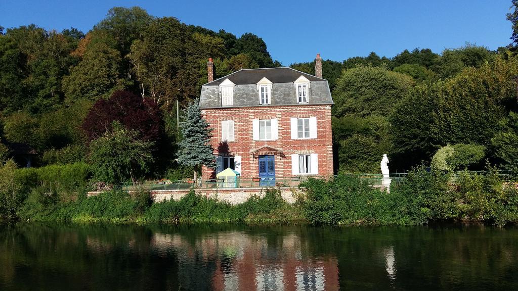 Hôtel Le Relais De Diane à Beaumontel Extérieur photo